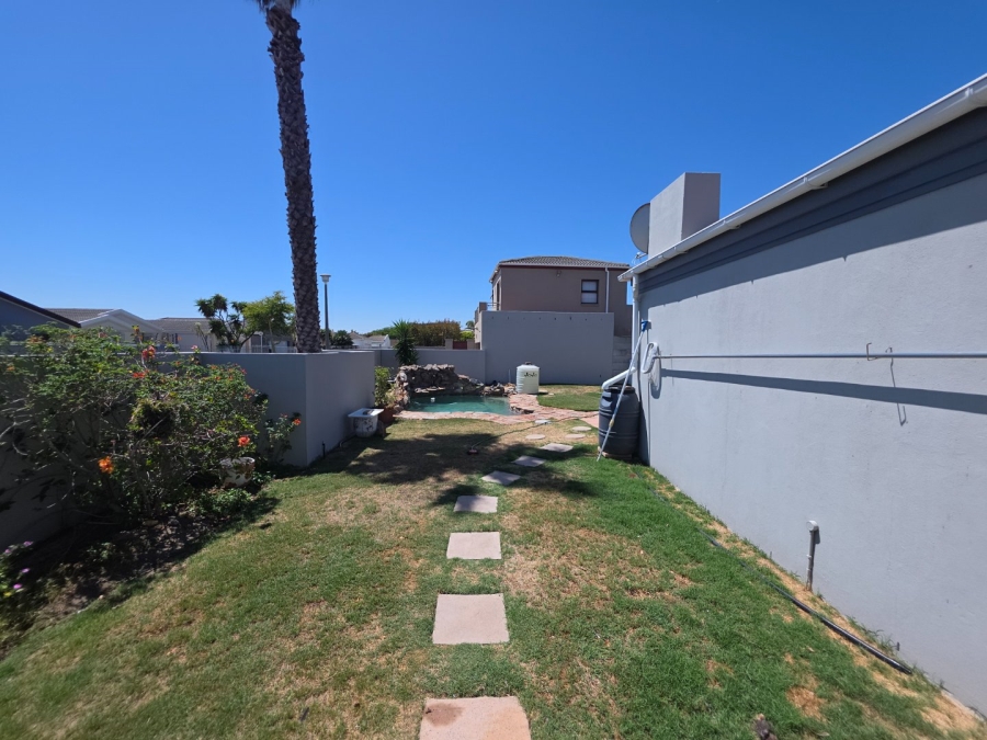 3 Bedroom Property for Sale in Parklands Western Cape
